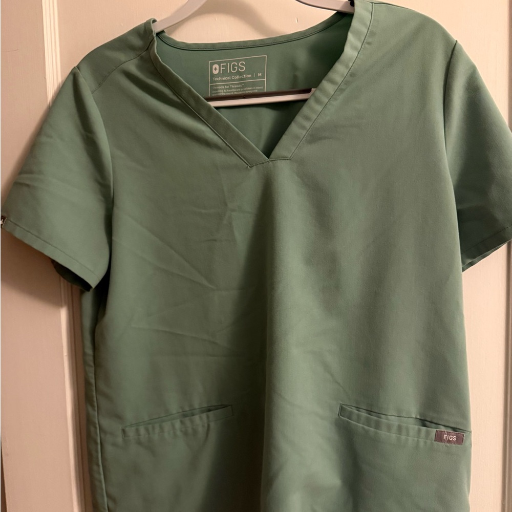 Figs Sage V-Neck Medical Scrub Top and bottom